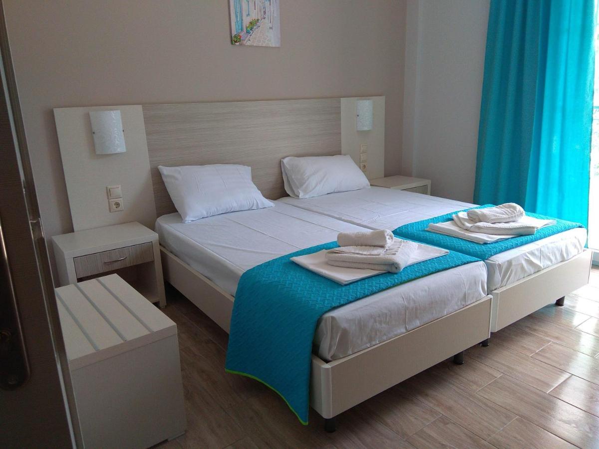 Delfini Hotel นีดรี ภายนอก รูปภาพ