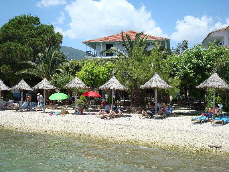 Delfini Hotel นีดรี ภายนอก รูปภาพ